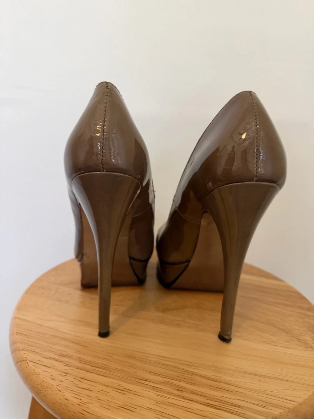 Steve Madden Taupe Patent Leather Platform Pumps Size 7 Women’s